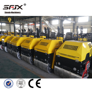 Compacteur routier vibrant à tambour unique SFJX, moteur 15 kW, design compact jaune - Product Image 5