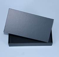 Lamination mate revêtement UV carton rigide 2MM gaufrage éponge doublure boîtes d'emballage recyclables pour étuis de téléphone neutres cadeau