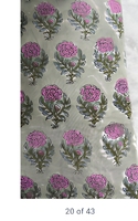 Tissu en coton imprimé à la main, motif floral Buta vert sauge et rose, doux et respirant, idéal pour la confection de robes, de Kurta et la décoration intérieure.