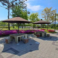 Parasol de terrasse commercial moderne pliable de 11,5 pieds avec mât central, en acier robuste, résistant aux UV et à l'eau, pour l'extérieur
