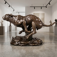 Figurine de panthère rampante en bronze artisanale - Taille entièrement personnalisable, pose de traquement et finition patine antique, sculpture en bronze