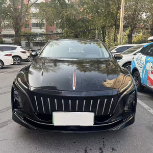 Sedan Elétrico Usado Hongqi E-QM5 2023 com Bateria de Fosfato de Ferro de Lítio, 4 Portas, 5 Lugares, Direção à Esquerda, Automático, Pneus R18 Escuros - Product Image 1