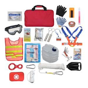 Trousse de secours d'urgence, sac de premiers secours portable en tissu Oxford, durable, rouge, taille standard, pour la préparation aux catastrophes, équipement de survie - Product Image 2