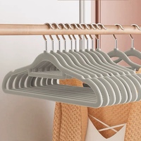 Cintre en plastique Offre Spéciale en ligne Cintres en velours antidérapants robustes de qualité supérieure Costume de manteau Chemise Pyjamas Cintres en velours en plastique