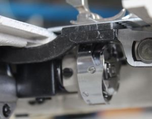 SI-6530 एकीकृत के साथ औद्योगिक फ्लैट बिस्तर वक्र सिलाई मशीन मोटर - Product Image 3