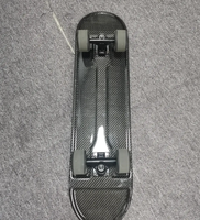 Planche à roulettes électrique en fibre de carbone OEM sur mesure haute résistance Planches à roulettes en fibre de carbone 3K brillantes haute résistance