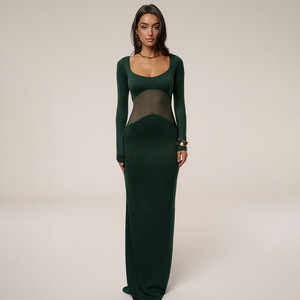 Robe de soirée couleur unie avec empiècements en maille transparente, col rond, manches longues et découpes, longueur maxi - Product Image 4