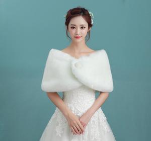 S4310F longues robes de soirée Cape luxe nouvelle haute qualité blanc <span class=keywords><strong>pas</strong></span> <span class=keywords><strong>cher</strong></span> Cape mariage à capuche Cape hiver Cape - Product Image 1