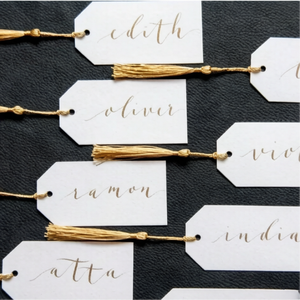 <span class=keywords><strong>Segnaposto</strong></span> Personalizzato con Stampa a Caldo in Oro e Nappa Dorata per Elegante Decorazione Tavoli Matrimoniali - Product Image 5