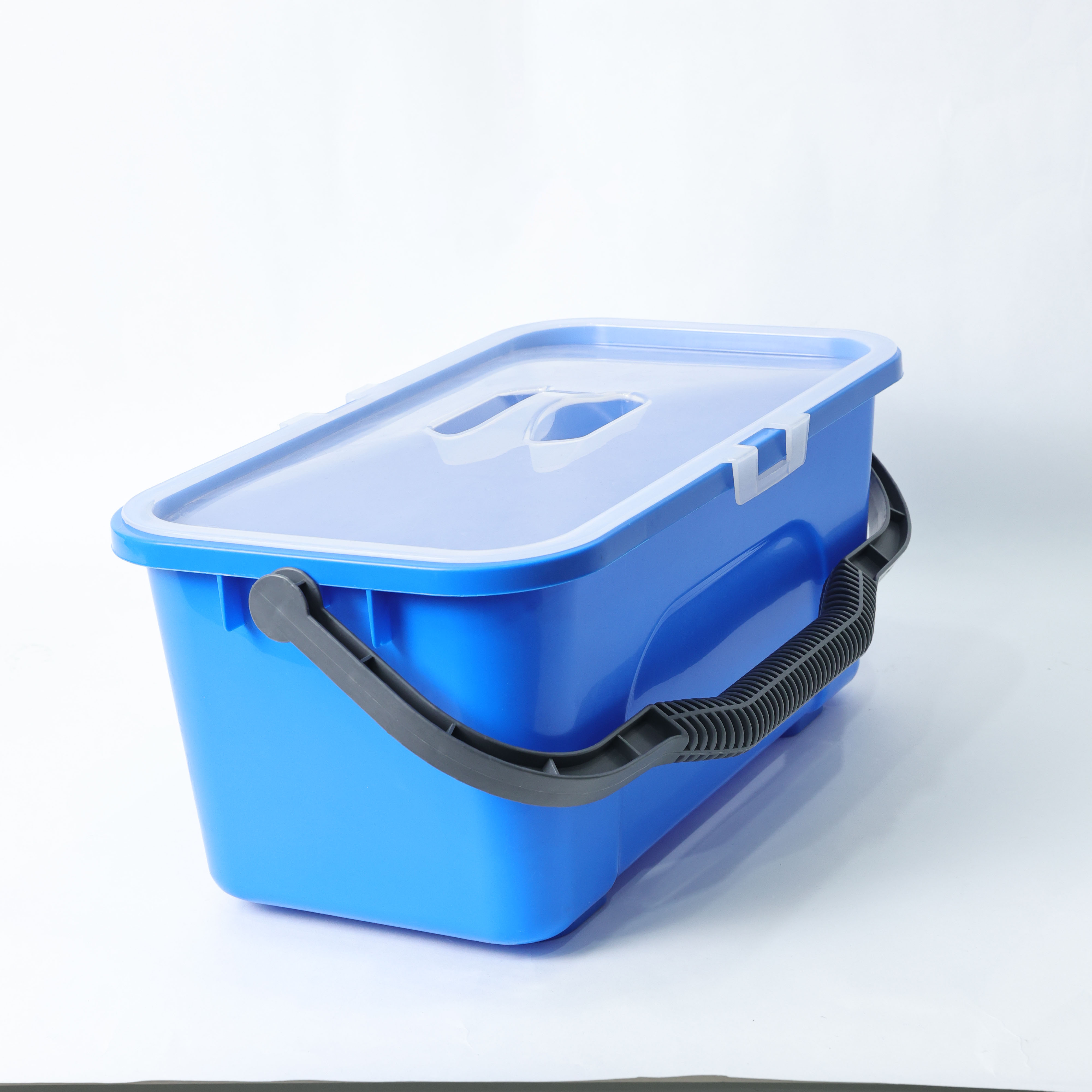 Seulement un seau avec couvercle