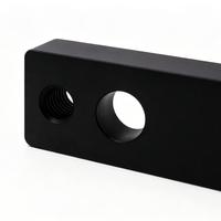 Placa de Montaje de Aluminio Personalizada, Mecanizada por CNC, Anodizada en Negro, Placa de Conexión Mecánica para Ensamblaje de Equipos