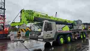 ZoomLion ZTC550V 43m Telescopic Boom Lift Mobile <span class=keywords><strong>Crane</strong></span> Truck Bekas Tahun 2023 Mesin Efisiensi Tinggi Garansi 6 Bulan 25-80 Ton - Product Image 3