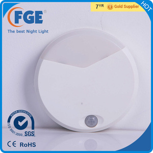 <span class=keywords><strong>Luz</strong></span> Nocturna LED con Sensor de Movimiento PIR, Certificación CE RoHS, Funciona con Batería, Encendido/Apagado Automático, Ideal para Dormitorio, Pasillo y <span class=keywords><strong>Armario</strong></span> - Product Image 2