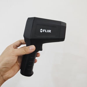 Thermomètre infrarouge à point de contact FLIR TG56-2 30:1 avec thermocouple de type K pour la mesure de température sans contact et par contact - Product Image 1