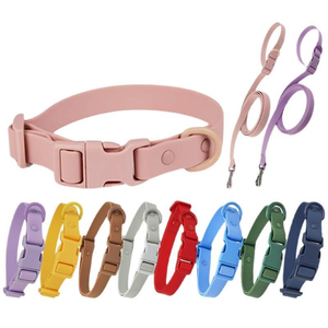 Suministros para Mascotas al por Mayor, Collar y Correa para Perro Ajustables de PVC Impermeable de Lujo Personalizados, Multifuncionales, Duraderos para Uso en Exteriores, para Gatos - Product Image 1