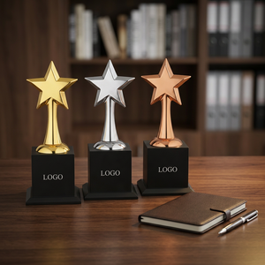 Trofeo Estrella Fundido a Presión, Chapado en Oro, Plata y Bronce, Base Negra, Grabado, Duradero, para Deportes, Juegos, Competición, Portátil, Ideal para Regalos - Product Image 1