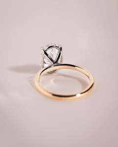 Anello in <span class=keywords><strong>Oro</strong></span> 10K 14K 18K Bicolore Elettroplaccato con Diamante Coltivato in Laboratorio da 1 1,5 2 <span class=keywords><strong>Carati</strong></span> in Argento Sterling <span class=keywords><strong>925</strong></span> Taglio Ovale per Fidanzamento - Product Image 2
