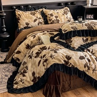 Parure de lit quatre pièces Maillard en tissu polaire de qualité supérieure, résistante à l'eau, style français, avec housse de couette épaisse en corail laiteux haut de gamme