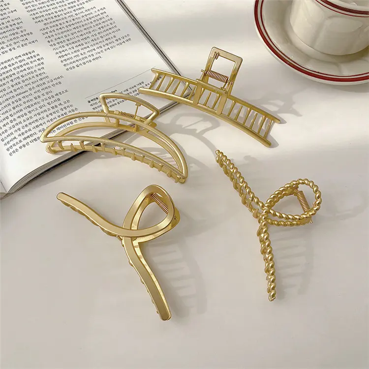 Hot Selling Women Girls Gold Claw Hair Clips Accessories New Design Metal Claw Hair Clip