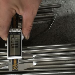 נירוסטה בר עגול פלדה עגול ברים inconel 625 מחיר לכל קילוגרם 40cr פלדת עגול בר <span class=keywords><strong>monel</strong></span> 400 <span class=keywords><strong>k500</strong></span> סגסוגת חוט - Product Image 4