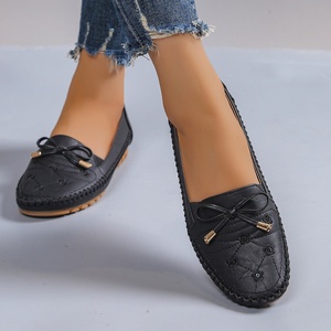 <span class=keywords><strong>Mocassini</strong></span> Neri da <span class=keywords><strong>Donna</strong></span> Taglie Forti, in <span class=keywords><strong>Pelle</strong></span> PU Leggeri Slip-On, Scarpe Casual alla Moda con Fiocco - Product Image 4