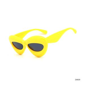 2024 nuevo Y2K Retro Punk gafas de sol Unisex de gran tamaño acrílico plástico gafas azul UV400 alto blanco rojo rosa amarillo otra novedad - Product Image 2