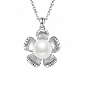 Collier pendentif en cuivre avec fleur à cinq pétales et perle d'eau douce, bijou floral minimaliste en métal massif pour femme - Product Image 1
