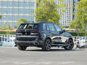 <span class=keywords><strong>X5</strong></span> G05 Body kit per <span class=keywords><strong>2018</strong></span> + BMW <span class=keywords><strong>X5</strong></span> G05 a 2024 <span class=keywords><strong>X5</strong></span> M paraurti auto sportiva posteriore posteriore posteriore da vecchi a nuovi fari - Product Image 5