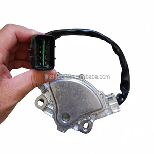 4WD Gear Lever Switch For Mitsubishi Pajero, L200, Pajero Sport - Part # MB811555