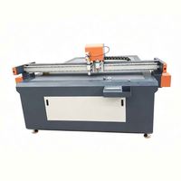 Plotter CNC AOYANG 2230 con Cuchilla Vibratoria, Corte Neumático Rotatorio en Ángulo para Panel Compuesto, Esponja y Tablero KT