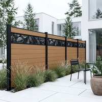 Clôture de jardin en composite bois-plastique avec cadre en aluminium pour projets résidentiels et commerciaux