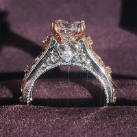 Bague de mode bicolore avec incrustation de zircon, design de luxe de niche, bijoux ajustables pour femme, vente en gros transfrontalière, élégante et remarquable