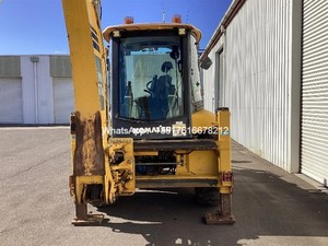 Chargeuse-pelleteuse Komatsu WB97R d'occasion à vendre, 99 CV, faible nombre d'heures, châssis robuste, prix abordable - Product Image 3