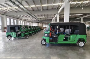 Taxi Elettrici Chiusi a <span class=keywords><strong>Tre</strong></span> e Due <span class=keywords><strong>Ruote</strong></span> con Tettuccio, Veicoli a Nuova Energia per 9 Passeggeri - Product Image 4
