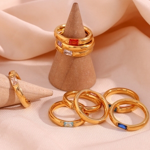 Accesorio de anillo simple de moda Ins europeo y americano para mujer, acero inoxidable chapado con circonita rectangular de oro de 18 quilates B - Product Image 2