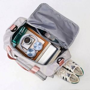 Bolsa de Viaje Plegable Personalizada, Impermeable, para Gimnasio, Fin de Semana, con Compartimento para Zapatos - Product Image 5