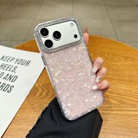 Coque pour iPhone 18 Pro avec motif cœur laser, étui de protection pour téléphone portable compatible iPhone 18, 17, 16, 15 Pro Max, coque personnalisée