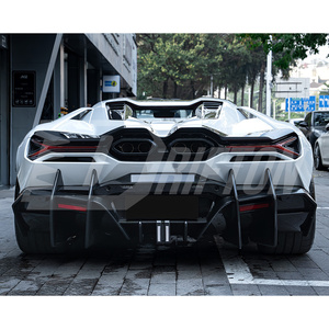 Kits de Conversión de Carrocería de Fibra de Carbono Estilo Man para Lamborghini Revuelto - Product Image 5