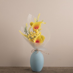 CallaFloral Ramo de Lirios Calla Artificiales Amarillos en Jarrón, Decoración para el Hogar y Bodas CF01099 - Product Image 1