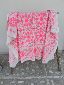 Couette bohème en toile de coton Suzani, faite à la main, pour chambre, salon, canapé, décoration intérieure - Product Image 1