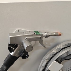 Machine de nettoyage de soudure laser à fibre portable compatible multi-matériaux - Product Image 3