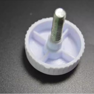Tornillo de elevación Lianghuai M6 de poliuretano para piezas de ventilador oscilante - Product Image 1