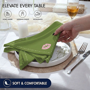 Serviettes <span class=keywords><strong>de</strong></span> <span class=keywords><strong>table</strong></span> brodées vertes, design élégant avec lèvres roses, serviettes en <span class=keywords><strong>tissu</strong></span> avec bordure à motifs, <span class=keywords><strong>tissu</strong></span> doux et lavable. - Product Image 6