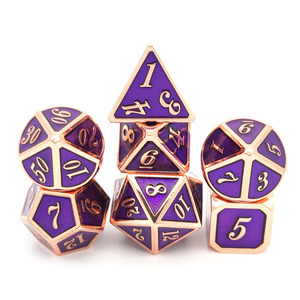 Set di Dadi Classici a Colori Solidi per Giochi da Tavolo DND, Angolo Retto, 7 Pezzi, Prodotto a Shenzhen, Vendita Diretta dalla Fabbrica - Product Image 3