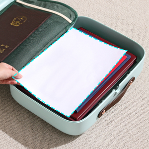 Boîte de rangement de documents sécurisée avec serrure, organiseur de passeports et de carnets de vaccination pour la maison et le bureau - Product Image 5