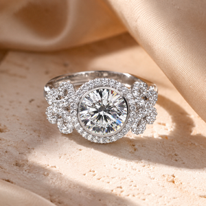 Anello di Lusso con Gemma Rotonda per Donne, Elegante Gioiello da Dito per Feste e Cerimonie - Product Image 4