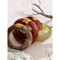 JINYOU 7387 Bracelet ouvert en acier inoxydable plaqué or, nouveau design vintage, étanche, en acrylique, vente en gros de bijoux
