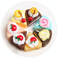 Coque de téléphone DIY en résine de simulation, motif gâteau triangulaire, technique d'huile coulante, pour enfants, maison de poupée, jouets et ornements