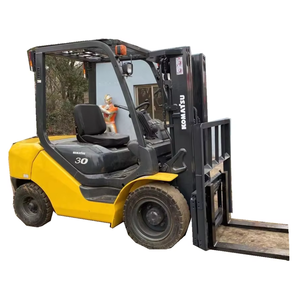 Montacargas Komatsu Usado Original de Japón, 30 Toneladas, Diésel, FD300 FD150, en Buen Estado, en Venta - Product Image 1