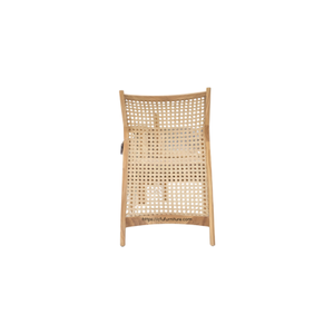 La silla de comedor Alula combina elegante madera de teca con ratán natural, ofreciendo una opción de asiento elegante y duradera. - Product Image 4